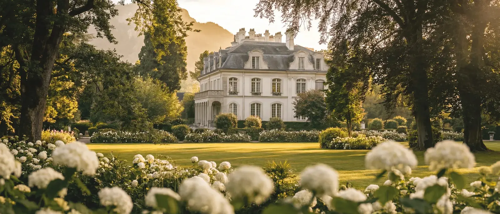 Château Jardin Lumière — fachada clássica